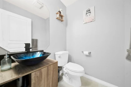 Walk-In Closet Photo of 25 13918 58 Avenue, Surrey, BC