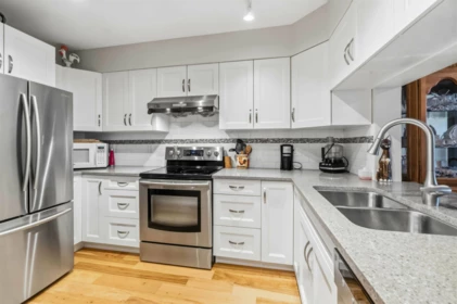 Primary Bedroom Photo of 808 6055 Nelson Avenue, Burnaby, BC