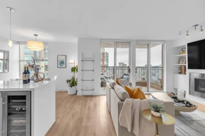 2504 969 Richards Street, Vancouver, BC, Vancouver — Apartment/Condo for sale