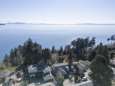 Fitness Center Photo Near 13922 Terry Road, White Rock, BC