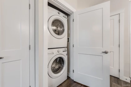 Laundry Room Photo of 608 11077 Ravine Road, Surrey, BC