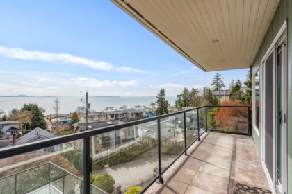Backyard Photo of 1309 Anderson Street, White Rock, BC