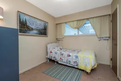 Laundry Room Photo of 2084 Hollyberry Court, Abbotsford, BC