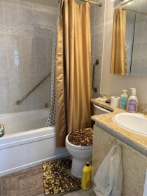Powder Room Photo of 1105 150 24th Street, West Vancouver, BC