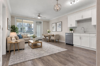 Kitchen Island Photo of 102 45761 Stevenson Road, Chilliwack, BC