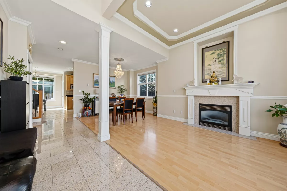 Family Room Photo of 6 7188 Blundell Road, Richmond, BC