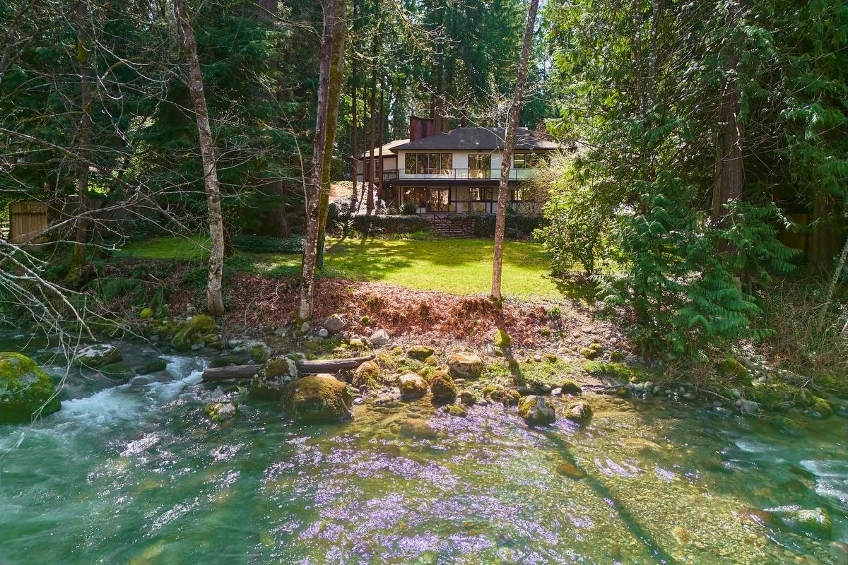 Exterior Front Photo of 23755 128 Crescent, Maple Ridge, BC