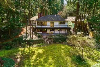 Family Room Photo of 23755 128 Crescent, Maple Ridge, BC
