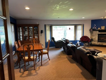 Breakfast Nook Photo of 9894 156 Street, Surrey, BC
