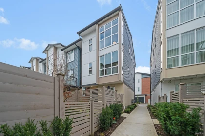 Garden / Landscaping Photo of 58 7670 207 Street, Langley, BC