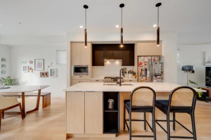 Kitchen Island Photo of 58 7670 207 Street, Langley, BC