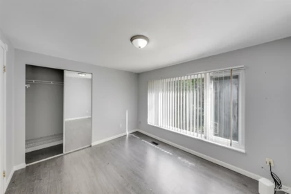 Staircase Photo of 1366 Kings Avenue, West Vancouver, BC