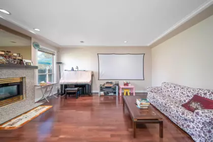 Basement Recreation Room Photo of 8671 Saunders Road, Richmond, BC