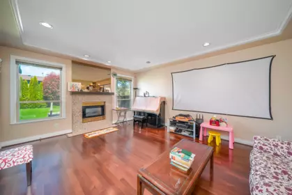 Laundry Room Photo of 8671 Saunders Road, Richmond, BC