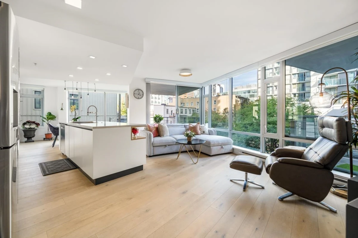 Family Room Photo of 309 1255 Seymour Street, Vancouver, BC
