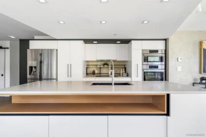 Kitchen Photo of 309 1255 Seymour Street, Vancouver, BC