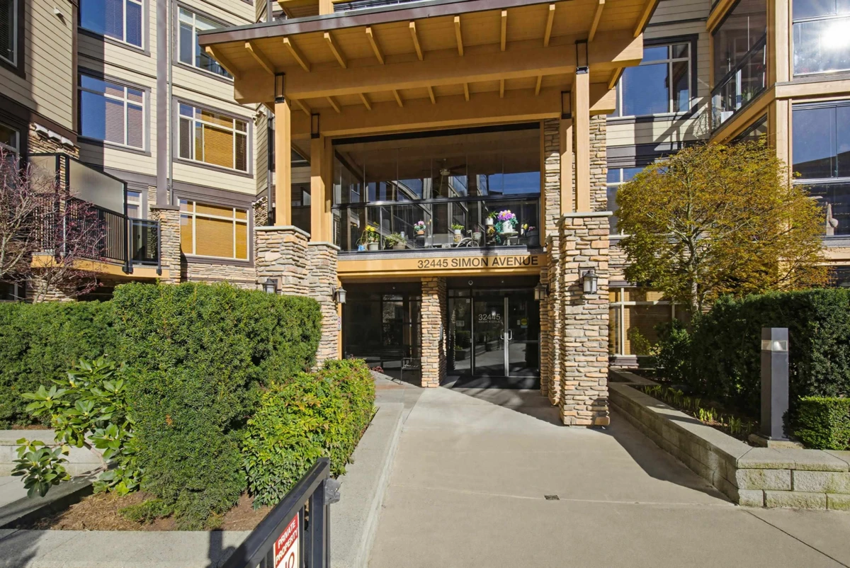Exterior Rear Photo of 401 32445 Simon Avenue, Abbotsford, BC