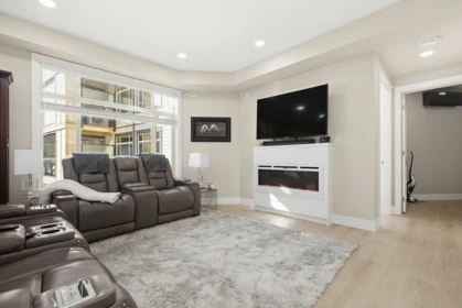 Breakfast Nook Photo of 401 32445 Simon Avenue, Abbotsford, BC