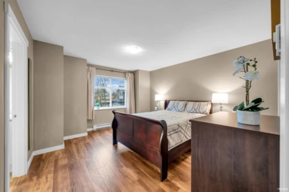 Bedroom 3 Photo of 16 8600 No. 3 Road, Richmond, BC