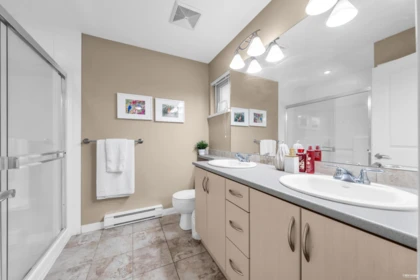 Guest Bathroom Photo of 16 8600 No. 3 Road, Richmond, BC