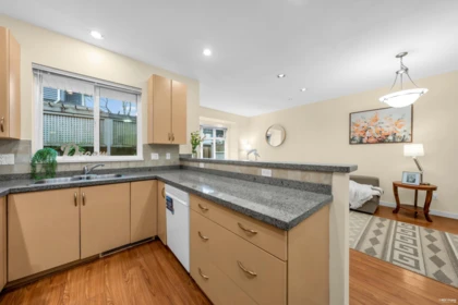 Kitchen Photo of 16 8600 No. 3 Road, Richmond, BC