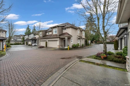 Swimming Pool Photo of 16 8600 No. 3 Road, Richmond, BC