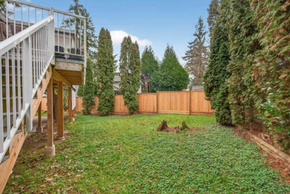 Mudroom Photo of 8927 146a Street, Surrey, BC