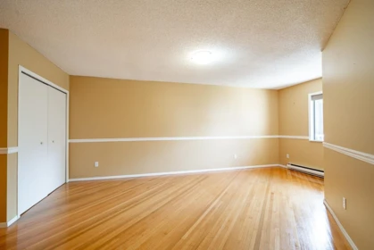 Powder Room Photo of 204 12890 17 Avenue, Surrey, BC