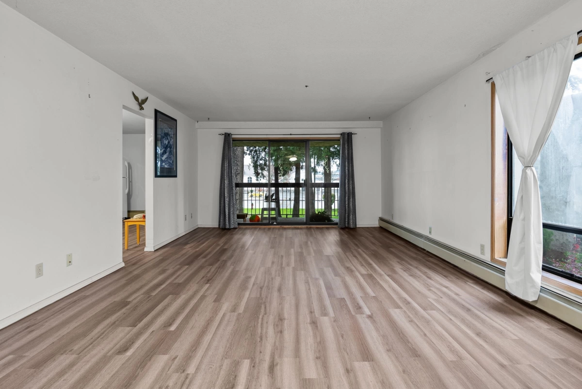 Dining Area Photo of 235 31955 Old Yale Road, Abbotsford, BC