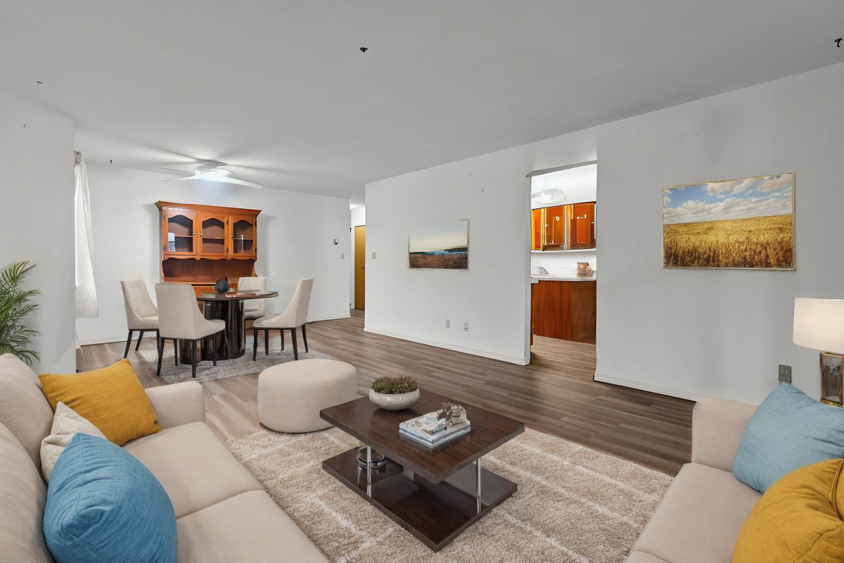 Family Room Photo of 235 31955 Old Yale Road, Abbotsford, BC
