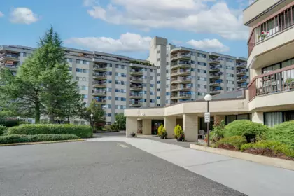 Outdoor Patio Photo of 235 31955 Old Yale Road, Abbotsford, BC