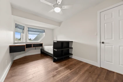 Powder Room Photo of 9880 Goodall Place, Chilliwack, BC