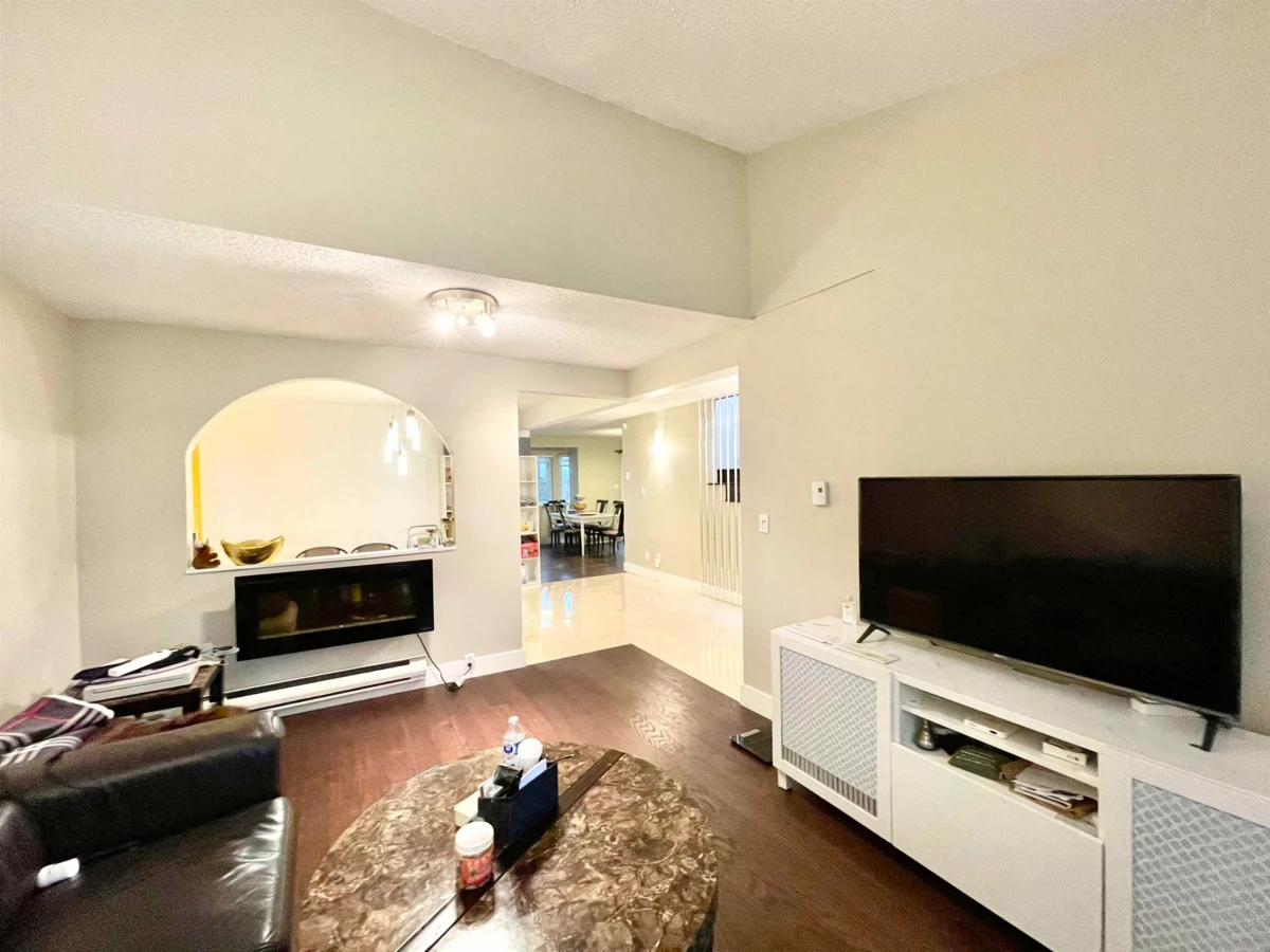 Living Room Photo of 4231 Corless Road, Richmond, BC