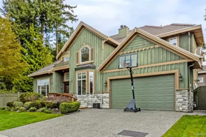 Garden / Landscaping Photo of 14906 23 Avenue, Surrey, BC