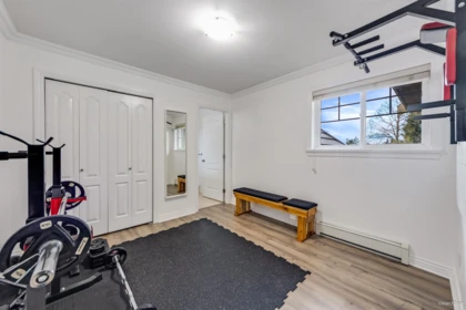 Hallway Photo of 14906 23 Avenue, Surrey, BC