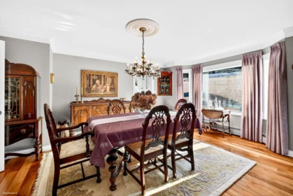 Breakfast Nook Photo of 5916 123 Street, Surrey, BC
