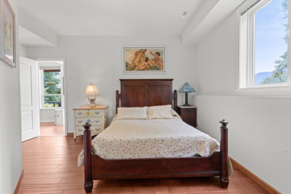 Swimming Pool Photo of 43251 Salmonberry Drive, Chilliwack, BC