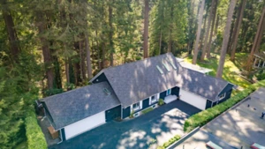 2551 Hyannis Point, North Vancouver, BC