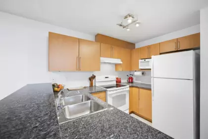 155 1100 E 29th Street, North Vancouver, BC, North Vancouver — Apartment/Condo for sale