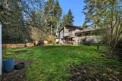 2572 The Boulevard, Squamish, BC, Squamish — Single Family Residence for sale