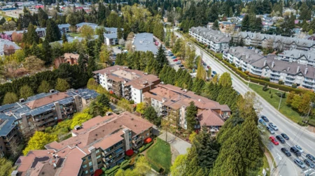 Hot Tub / Spa Photo of G08 10698 151a Street, Surrey, BC