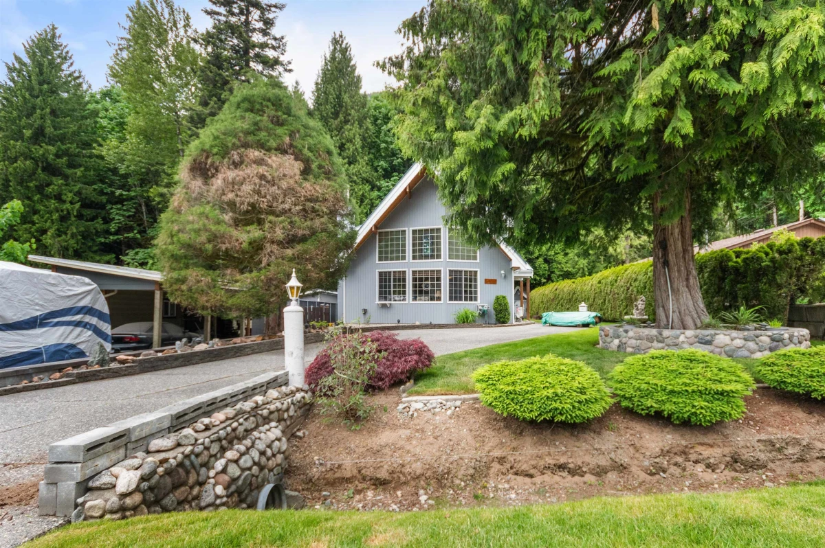 Exterior Front Photo of 66611 Kereluk Road, Hope, BC