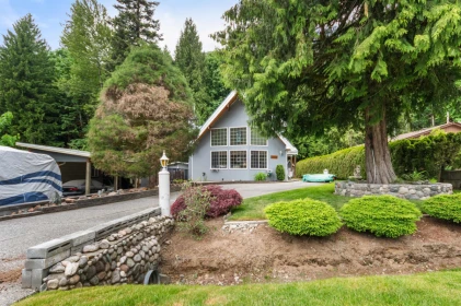 66611 Kereluk Road, Hope, BC, Hope — 2 bed single family residence for sale