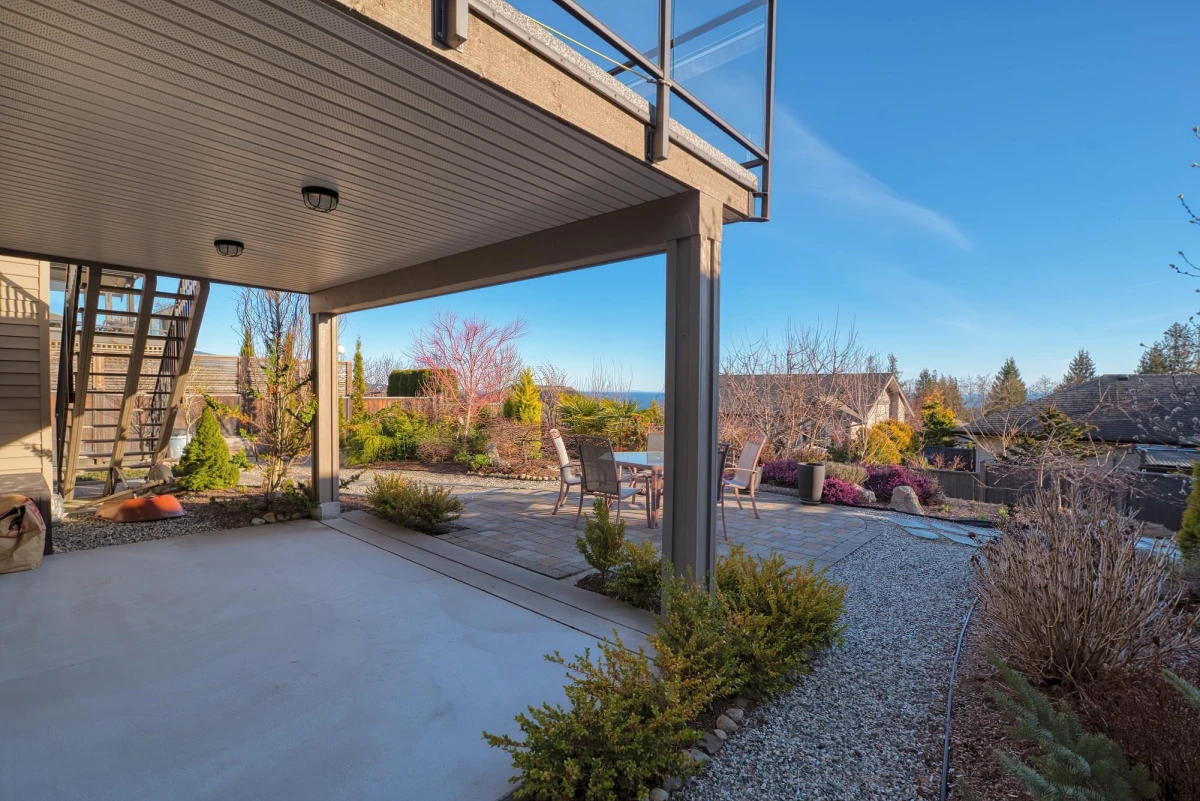 Family Room Photo of 6263 Apollo Road, Sechelt, BC