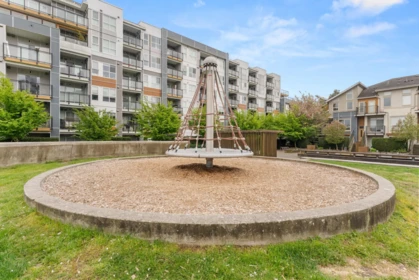 Swimming Pool Photo of 19 10133 River Drive, Richmond, BC