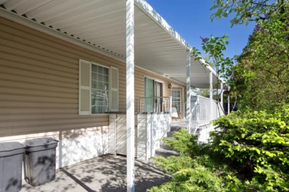 120 201 Cayer Street, Coquitlam, BC, Coquitlam — Manufactured Home for sale