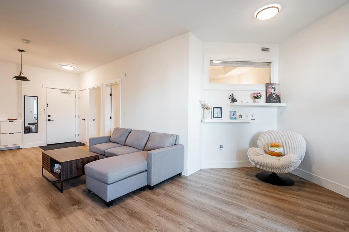 Family Room Photo of 1608 2180 Kelly Avenue, Port Coquitlam, BC