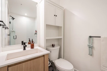 Guest Bathroom Photo of 1608 2180 Kelly Avenue, Port Coquitlam, BC