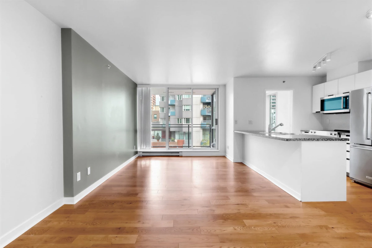 Living Room Photo of 602 1082 Seymour Street, Vancouver, BC