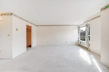 Hallway Photo of 10 10900 No. 2 Road, Richmond, BC